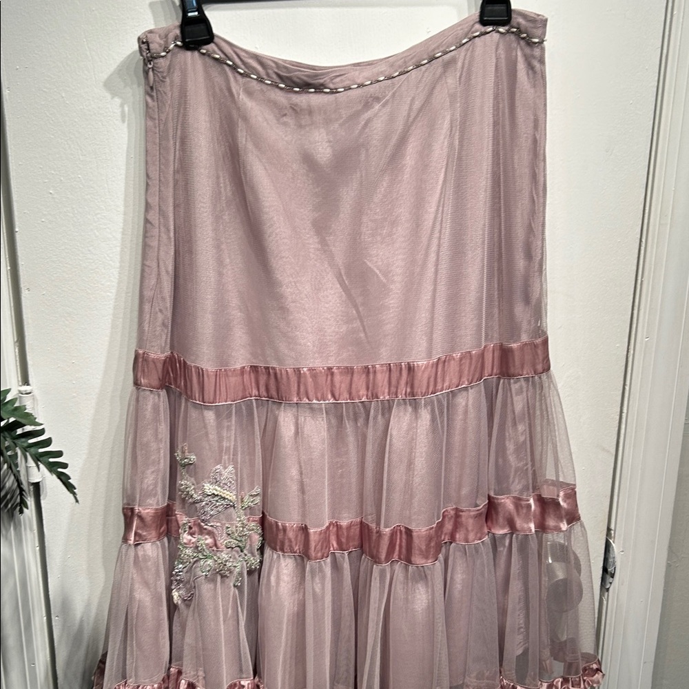 ANTHROPOLOGIE by Lithe Elegant Mauve Tulle Skirt - Picture 6 of 9